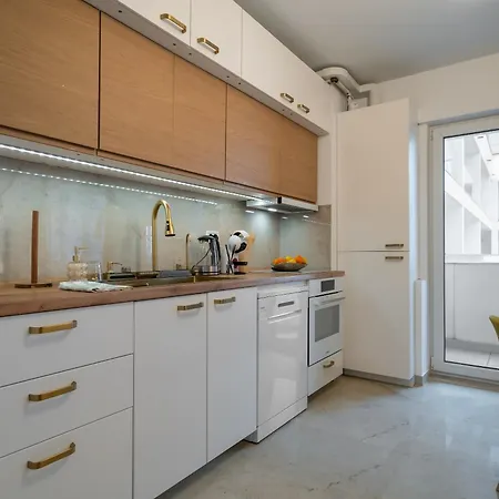 דירה Penthouse 1118